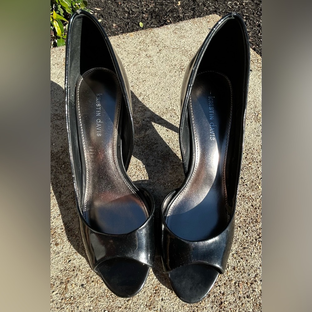 Kristin Davis Black Peep Toe Heels, Women’s, Size 7M